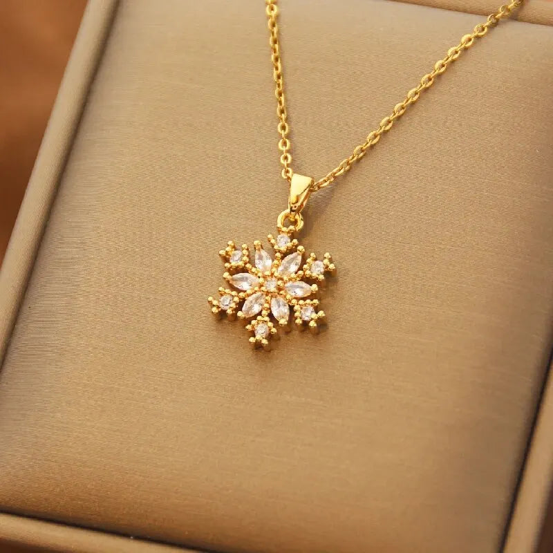 Leaf & Snow Necklace