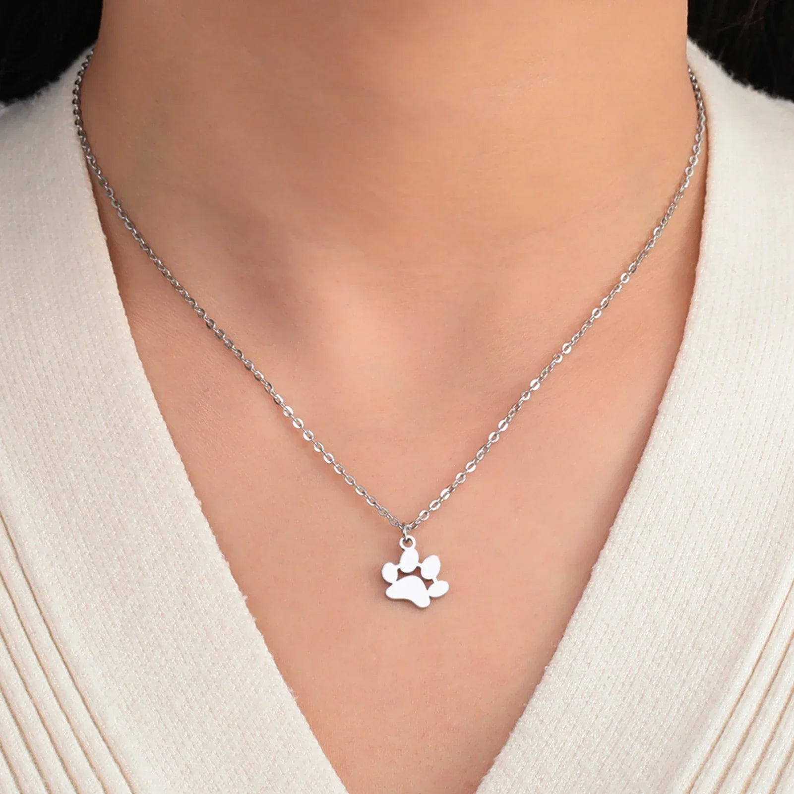My Furry Friend – Necklace with Paw Print