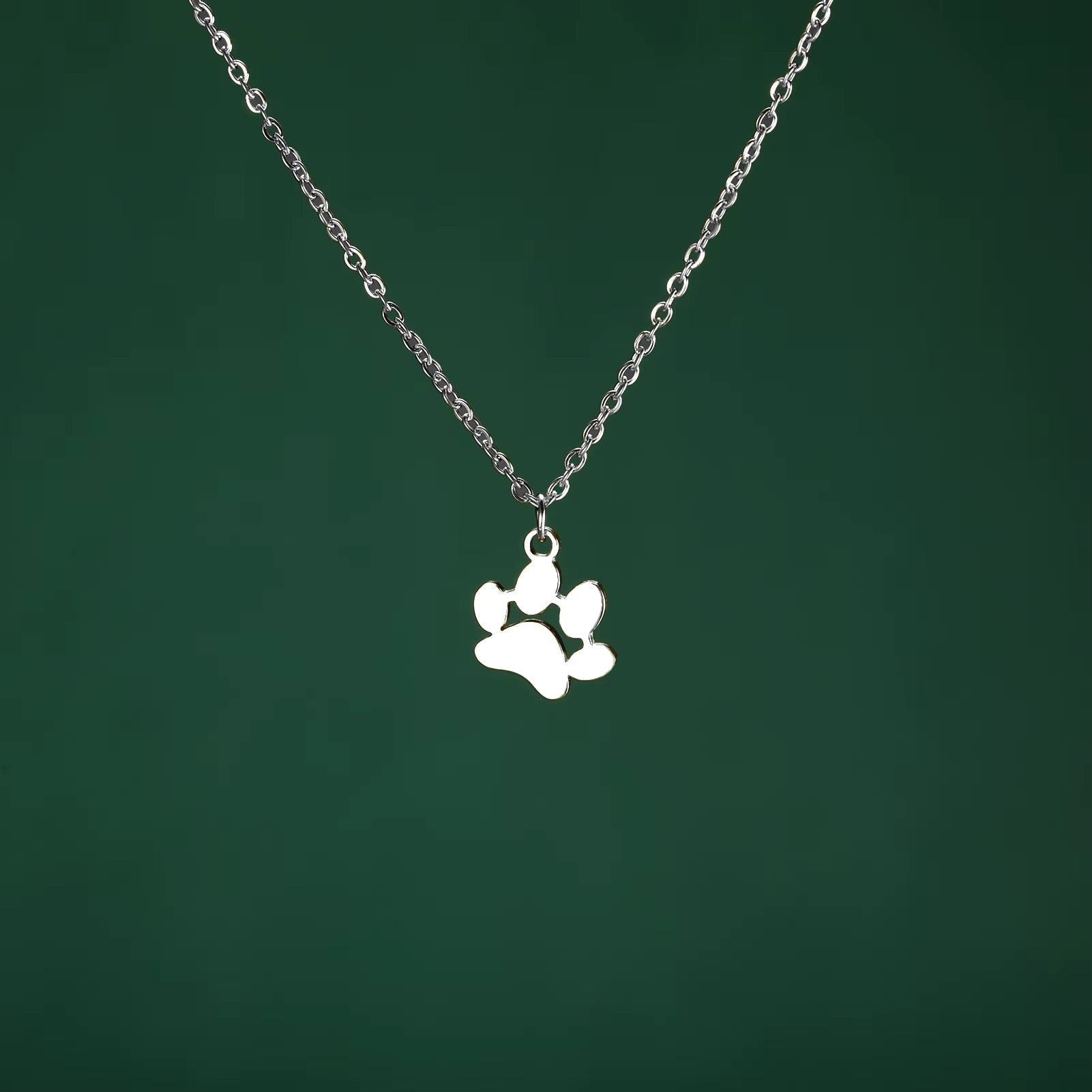 My Furry Friend – Necklace with Paw Print