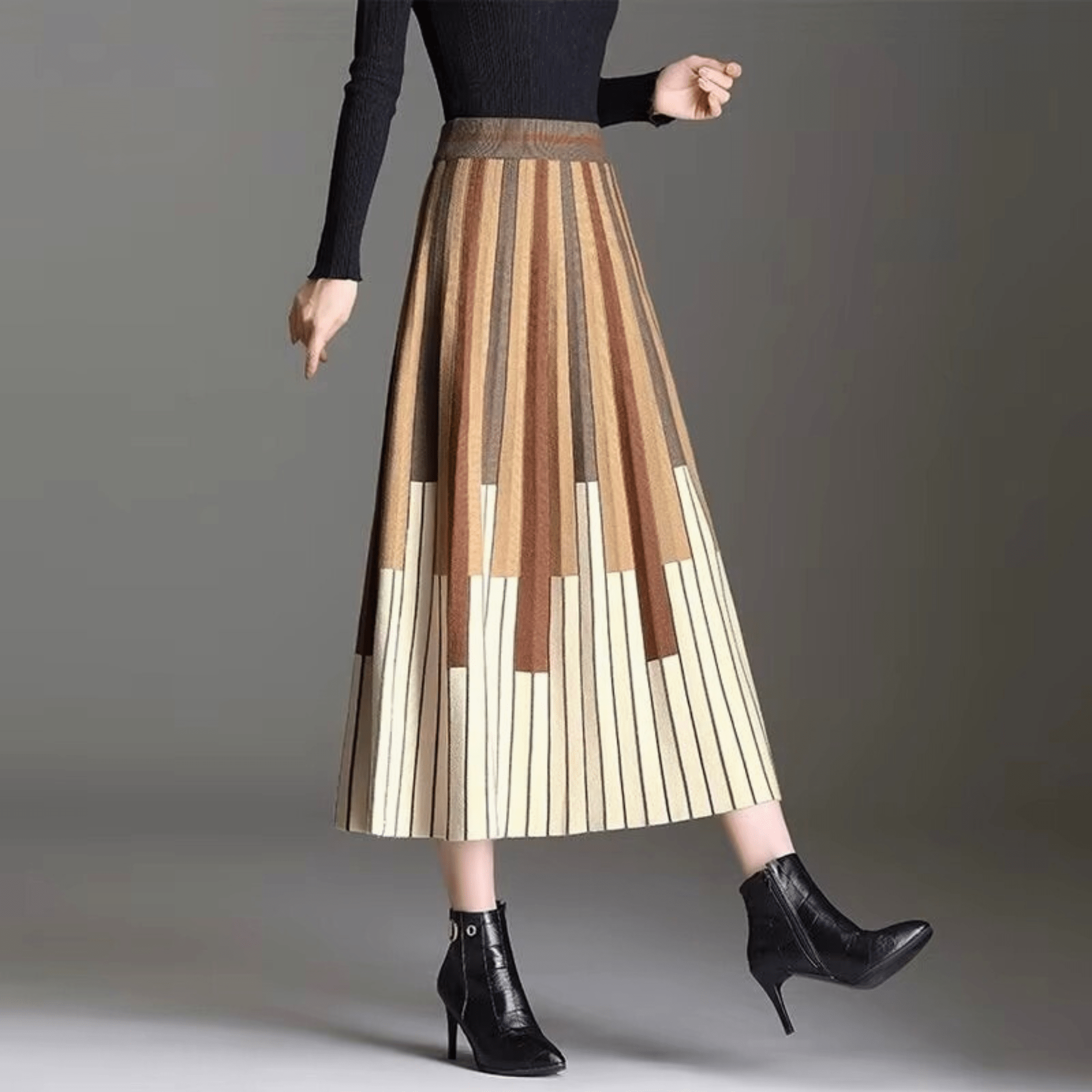 The Elara Pleated Skirt