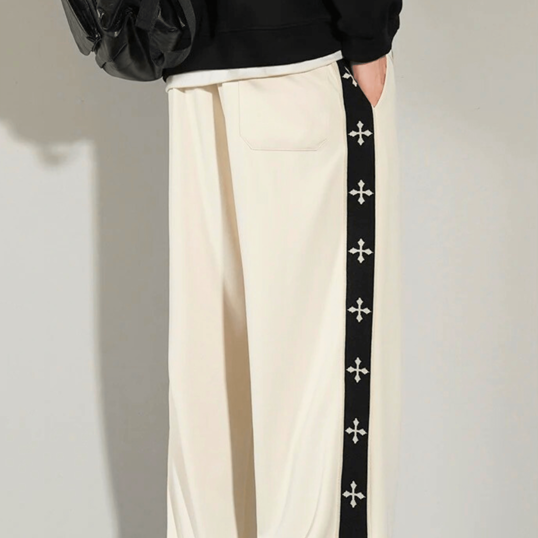 The Crossline Pant